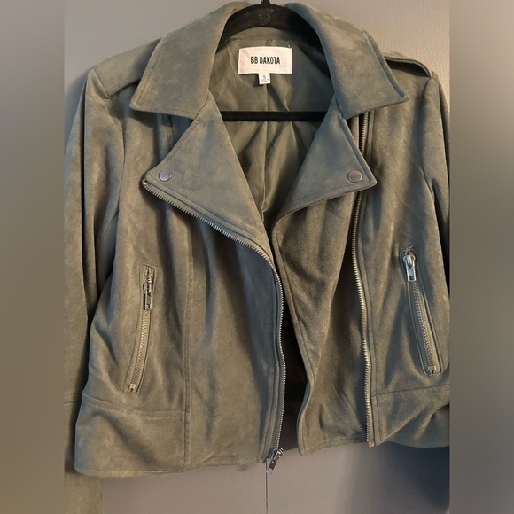 BB Dakota, green suede jacket, perfect condition, size S, zippers on arms, - Picture 1 of 4